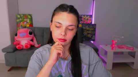 Snapshot of queenofthesense chatting on 09.12.25 Patricia online show from 09.12.25