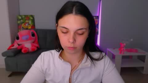 Snapshot of queenofthesense chatting on 09.22.25 Patricia online show from 09.22.25