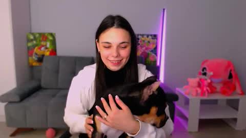 Snapshot of queenofthesense chatting on 11.01.25 Patricia online show from 11.01.25