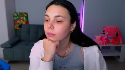 Snapshot of queenofthesense chatting on 11.02.25 Patricia online show from 11.02.25