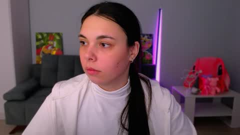 Snapshot of queenofthesense chatting on 11.14.25 Patricia online show from 11.14.25