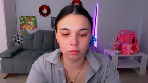 Snapshot of queenofthesense chatting on 12.02.25 Patricia online show from 12.02.25