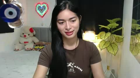 QueenPinay69 online show from 11.16.25