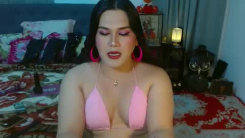 Snapshot of queensasha_destroyer chatting on 10.17.25 queensasha_destroyer online show from 10.17.25