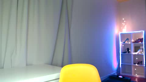 Queensy online show from 03.09.25