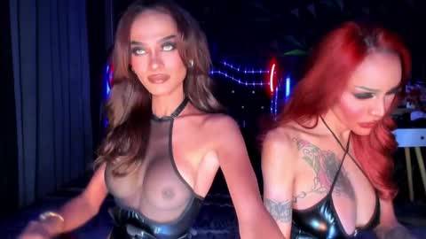 Snapshot of queenvalentinats chatting on 05.22.26 ValentinaMoone online show from 05.22.26