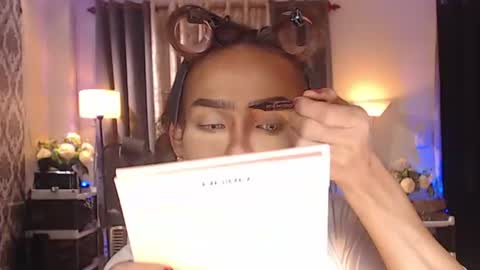 Snapshot of queenvalentinats chatting on 06.15.26 ValentinaMoone online show from 06.15.26
