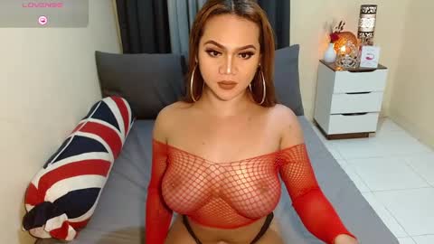 Snapshot of queenversa69 chatting on 12.08.24 DANA online show from 12.08.24