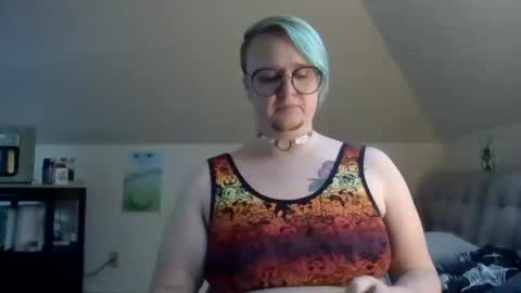 queerlyjaz online show from 10.12.25