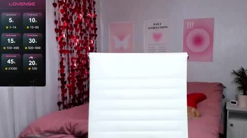 Snapshot of queitsharm_ chatting on 02.18.26 Anna online show from 02.18.26