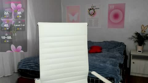 Anna online show from 04.04.26