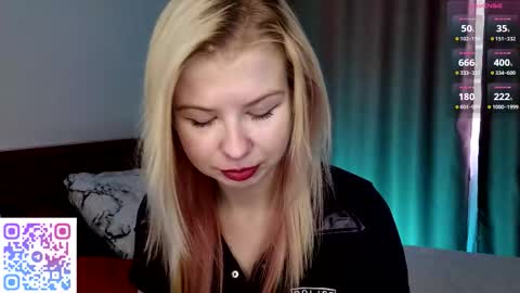 Snapshot of quennabrucker chatting on 02.02.26 Tate online show from 02.02.26