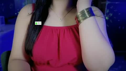 Snapshot of quest_queen chatting on 06.28.26 zaara online show from 06.28.26