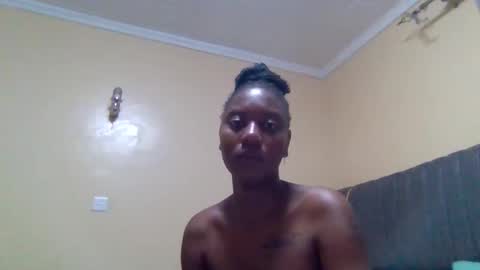 Snapshot of quin_sasha chatting on 04.12.26 Sasha online show from 04.12.26