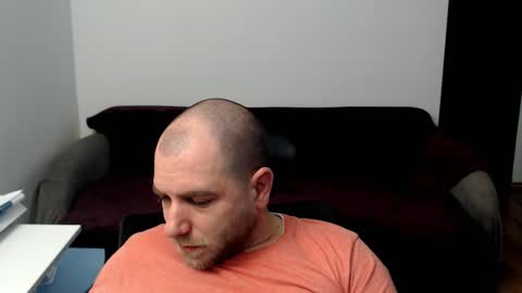 R0bila online show from 12.19.25