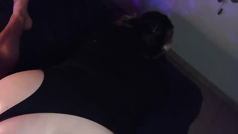 Snapshot of rabit_snake chatting on 09.23.25 Rabbit Snake online show from 09.23.25