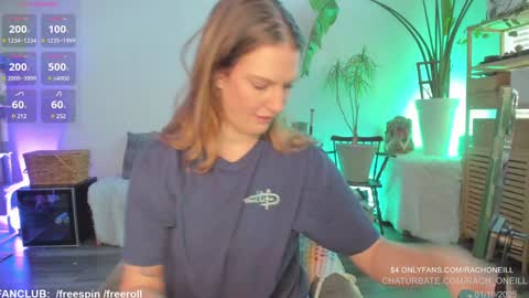 Snapshot of rach_oneill chatting on 01.19.25 Rach ONeill online show from 01.19.25