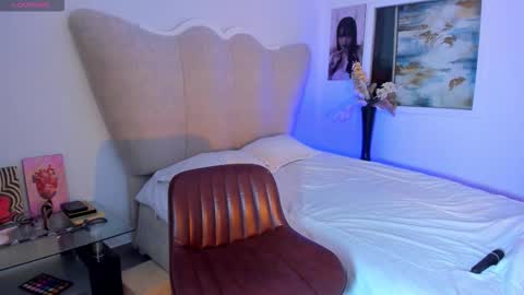 natalia  -  online show from 03.04.26