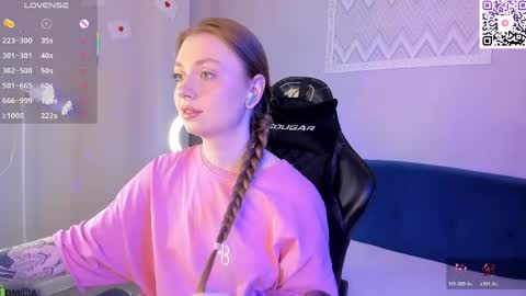 Snapshot of rachel_fernardi chatting on 05.25.26 rachel_fernardi online show from 05.25.26