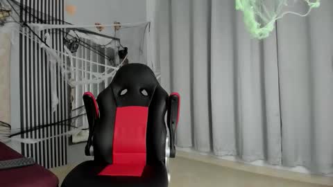 rachell_owen online show from 10.20.25