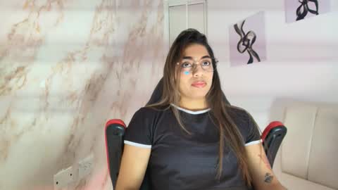 rachell_owen online show from 11.30.25