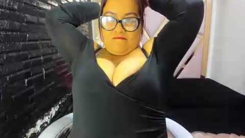 RachellRs online show from 01.06.26