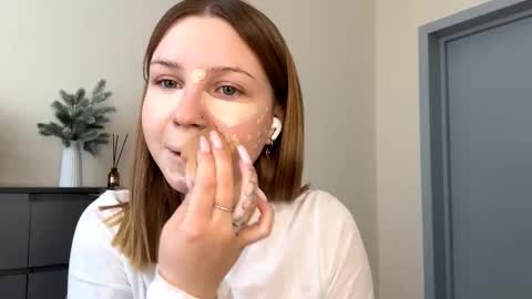 Snapshot of rachellemontag chatting on 02.22.26 Alex online show from 02.22.26