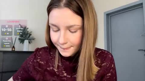 Snapshot of rachellemontag chatting on 02.27.26 Alex online show from 02.27.26