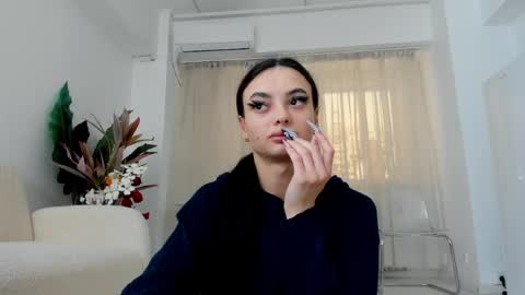 Snapshot of rachellravee chatting on 05.24.26 Rachell online show from 05.24.26
