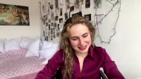 Sophie online show from 07.06.26