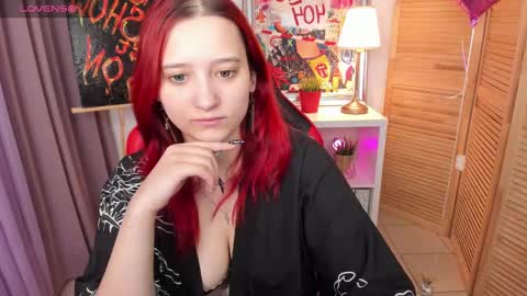 Snapshot of rachelpirce chatting on 03.09.25 Rachel online show from 03.09.25