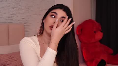 RachelSwaan online show from 01.23.25