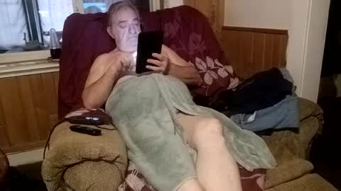 Radioman for fun online show from 01.13.26