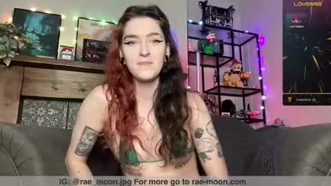 Snapshot of rae_moon chatting on 07.13.26 Rae online show from 07.13.26