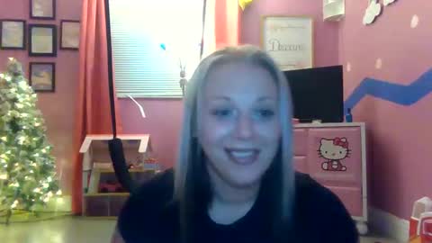 raebabie123 online show from 12.22.24