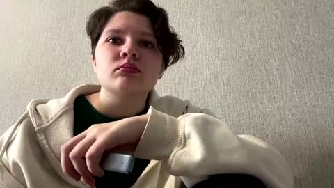 Emmie online show from 05.19.26