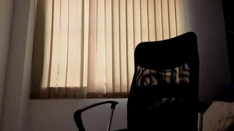 R A F A E L online show from 12.14.25