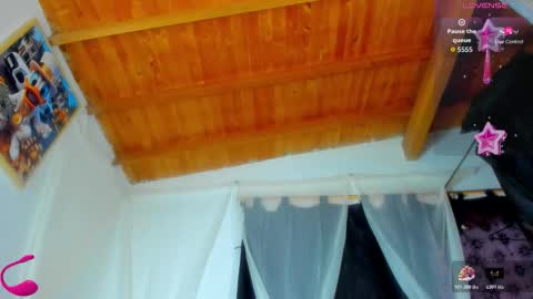 Snapshot of ragnarhot24 chatting on 11.04.25 Andres H online show from 11.04.25