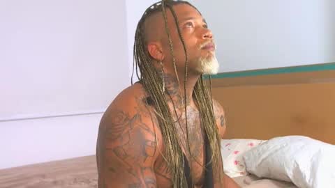 Snapshot of ragnarrock25 chatting on 01.15.26 ragnar online show from 01.15.26