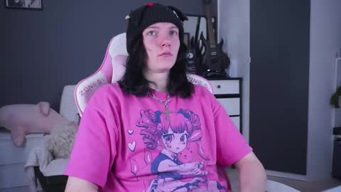 Snapshot of raidenxl chatting on 11.14.25 raidenxl online show from 11.14.25