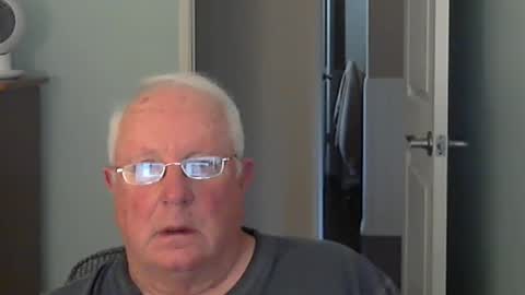 Snapshot of raiderman215 chatting on 09.27.25 raiderman215 online show from 09.27.25