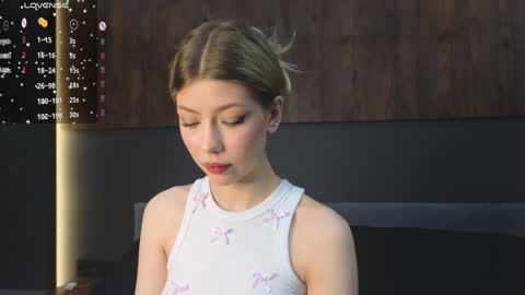 Lisa online show from 01.31.25