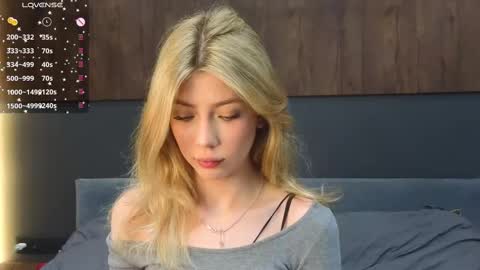 Lisa online show from 02.23.25