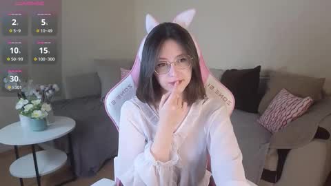 Snapshot of rainybella chatting on 11.12.25 rainybella online show from 11.12.25