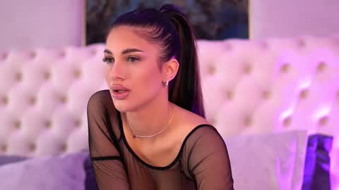 Snapshot of raisakali chatting on 03.06.25 Raisa online show from 03.06.25