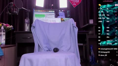 Laura online show from 12.30.24