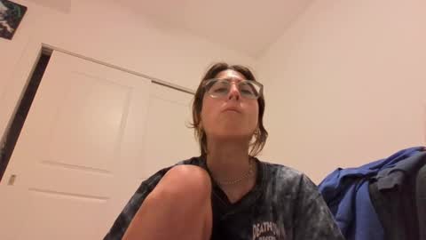 Ray Ray online show from 09.18.25