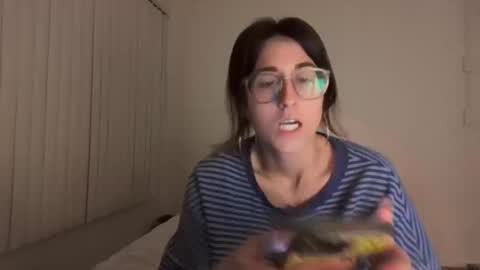 Snapshot of raiyvyn chatting on 02.26.26 Ray Ray online show from 02.26.26