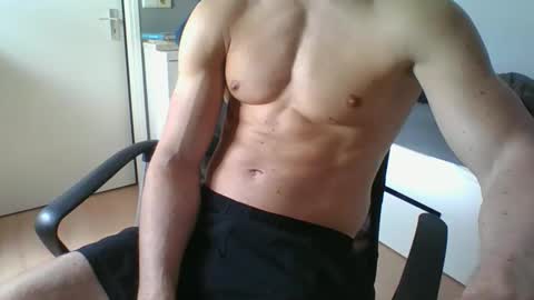 ramonjoosse2001 online show from 04.20.26