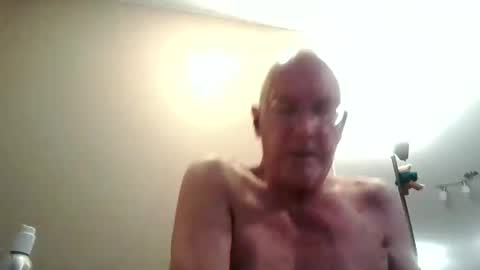 Snapshot of randyfit50 chatting on 12.28.24 Randy online show from 12.28.24